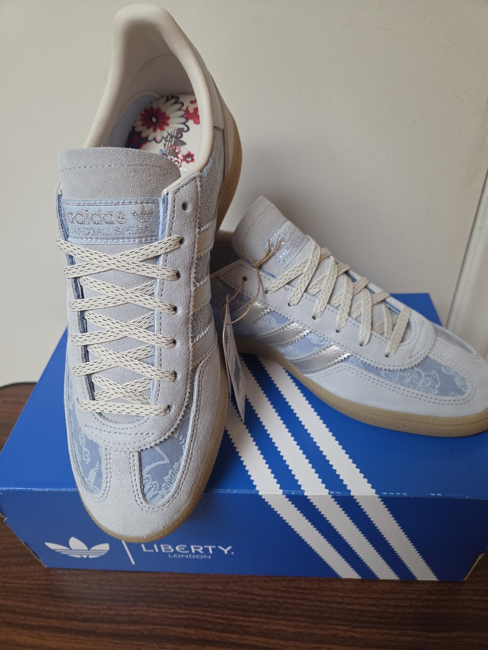 Adidas London Liberty Light Gray/Blue Suede Women's Sneakers